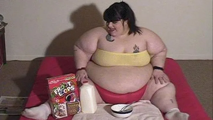 SSBBW Eating A Whole Box of Cereal