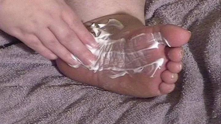 SSBBW Candy Rubs Lotion On Her Fat Feet