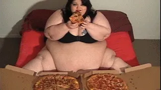 Big Woman, Big Pizzas. Hi Q