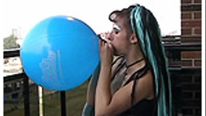 Goth girl blow to burst