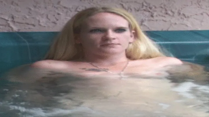 Masturbate in the jacuzzi