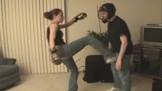 Ashleigh Shows Self Defense Techniques