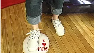 Lizzie's Foot Pop In Keds