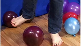 Barefoot Foot Pop in Jeans