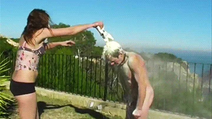 Freezing swimming, eggs and flour - Brutal Princess & osel - Video