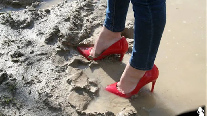 Maria's Brand New Red High Heels Unboxing & Muddy Track Walk