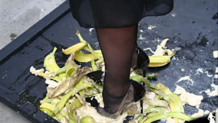 Maria's See Through High Heels Crush Banana's 1
