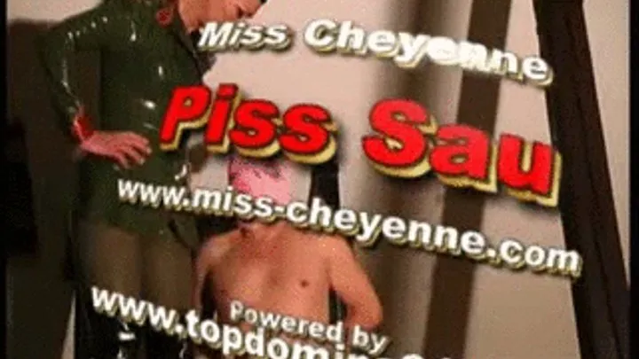 Miss Cheyenne in Piss Sau