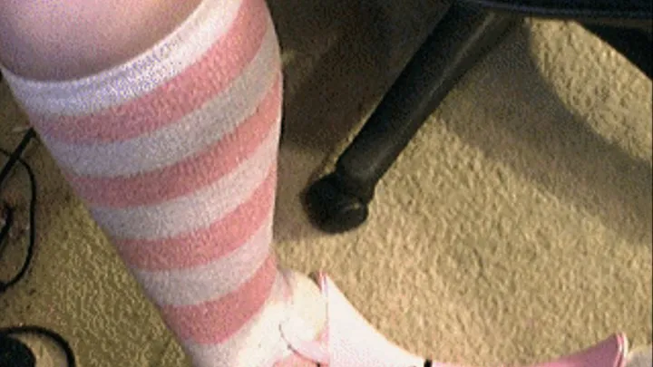 10min Knee High Sock Play