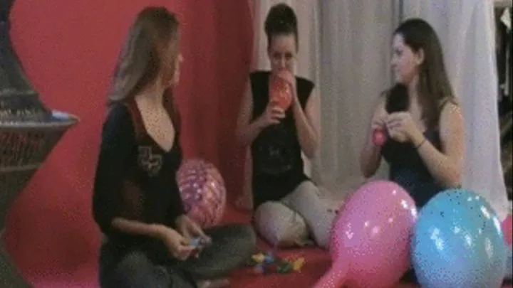 Balloon Erotic Fun 7