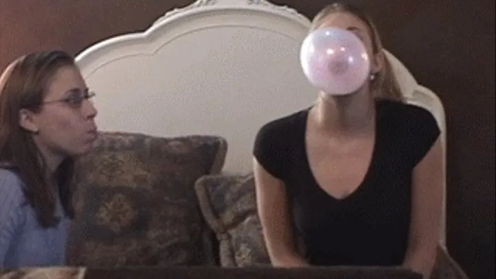 BubbleGum Blowing On The Bed