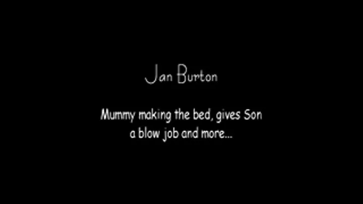 Mummy Making Bed Gives BlowJob