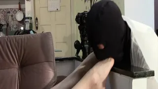 FOOT DOMINATION AND WHIPPING SLAVE PENELOPE PINK