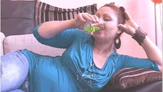 ALIEN INSIDE MY BELLY 05 - Drinking