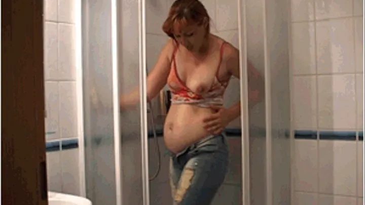 BELLY & WET JEANS 02 - Pregnant