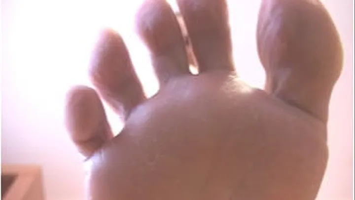 BE CRUSHED UNDER MY GIANT FOOT 03 - Foot Fetish