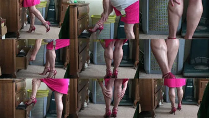 Ironcalves at her dresser, getting ready to go clubbing