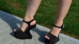 Heel-Less Platforms