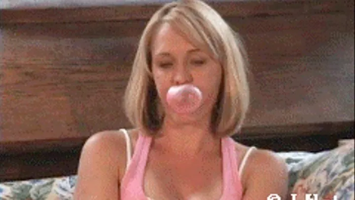 Layla's Bubble Gum Debut