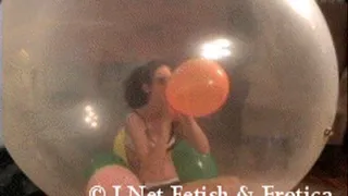 Arianna Big Balloon Fun