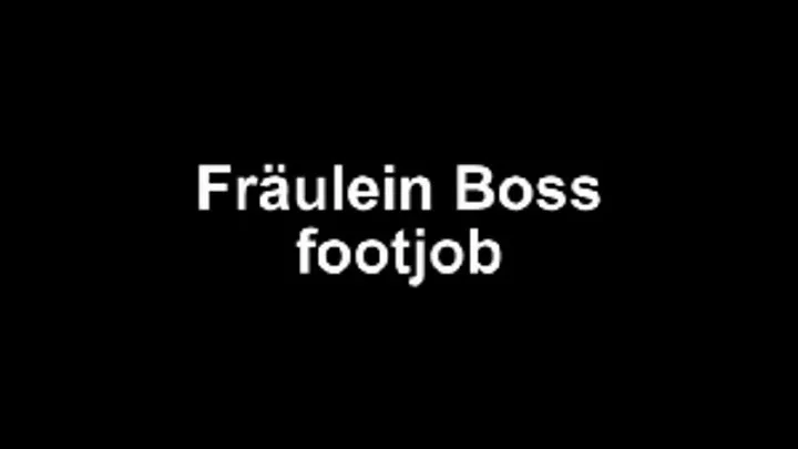 Fräulein Boss first footjob ***NEW MODEL!!***