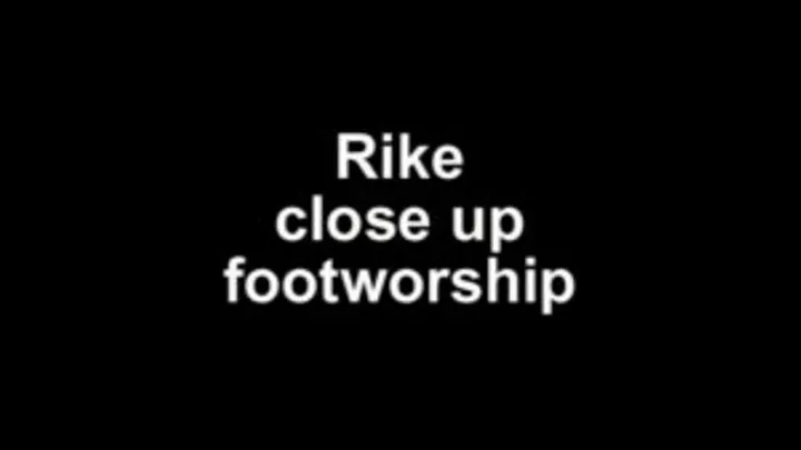 Rike close up footworship