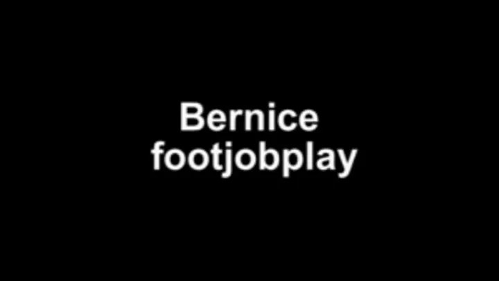 Bernice footjobplay