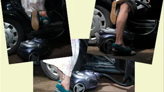 Slippercam#7 - Hoovering the Car EXCLUSIVE