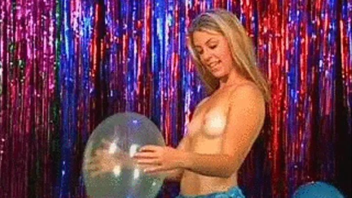 Bare Balloon Babe Aurianna Popping IPo