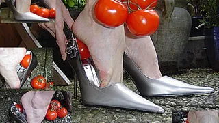 In shoe crush: Tomatos in my grey pumps