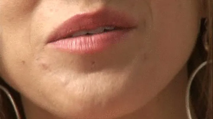 Hottie Wants Your Dick In Her Pretty Mouth!