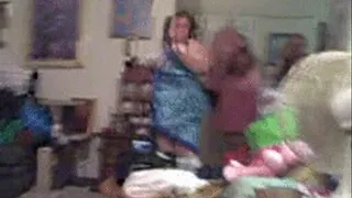 2 BBW Girls Dancing for You Dial Up