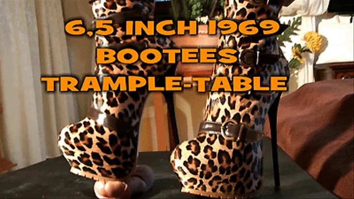 6,5 INCH 1969 BOOTEES - TRAMPLE TABLE