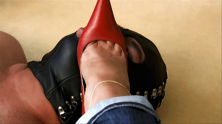 FOOT LICKING SLAVE - MPG2