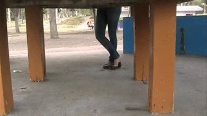 Shoeplay with black flats standing @ park table