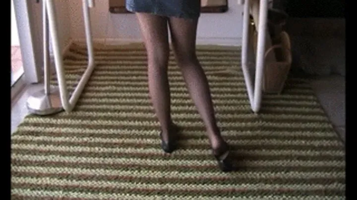 Amy VORE: Kelly with black flats & nylons