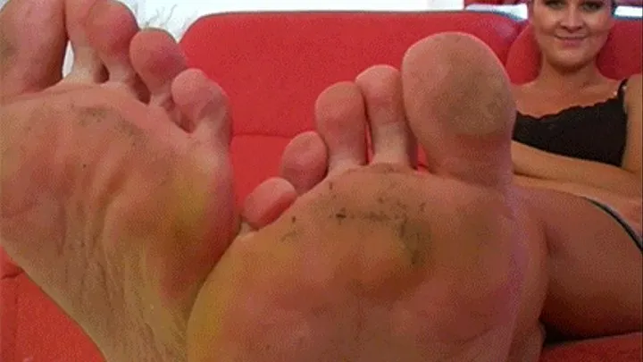 My feet are stinky and dirty, will you lick them clean for me sweetheart - Mistress Amber Leigh