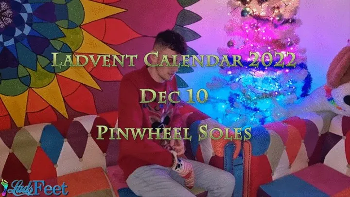 Ladvent Calendar 2022 10th Dec Pinwheel Soles