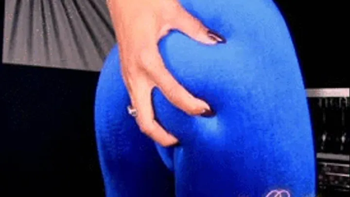 Blue Velvet Ass Worship