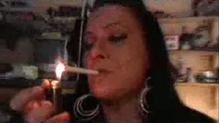 EVA SMOKES IN DEN 2