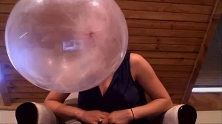 Sexy Giant Bubbles pt 1