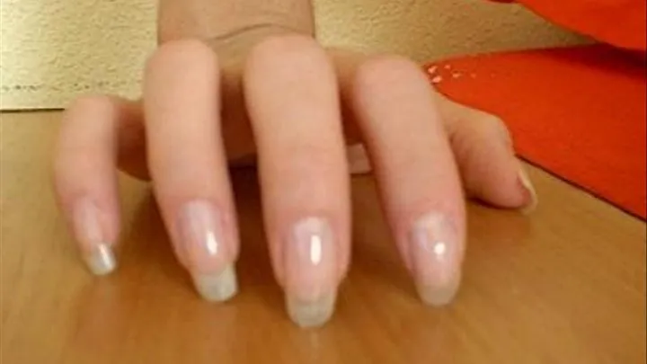 Natural nails tapping