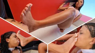 GIANT FEET - SMELL MY SWEATY FEET - TOP GIANT MISTRESS IZA PAES - NEW MF MAY 2021 - CLIP 03 - never published