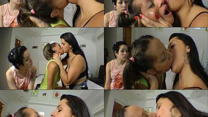 HOT KISSES - Giant GIRL SWALLOWING MOUTH OF SLAVE - GIANT GIRL CRISTINY CASTELLARY - CLIP 8