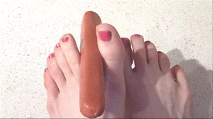 HOTDOG FEET