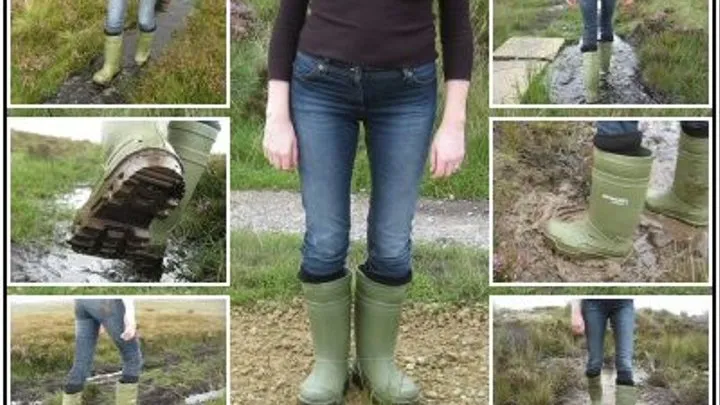 Dunlop Thermo Wellies in the Mud