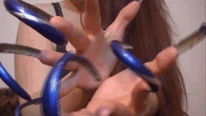 tease show blue nails