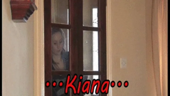 Kiana Kraze loves a Voyeur