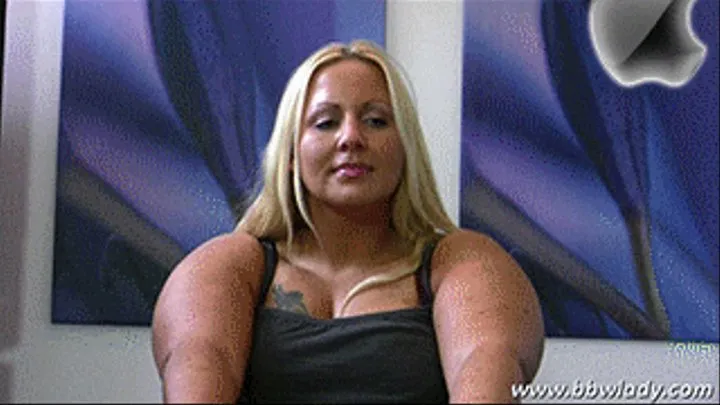 BBW Lady Cathy face sitting and smothering