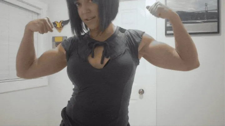 Hi Boys, you like my biceps?